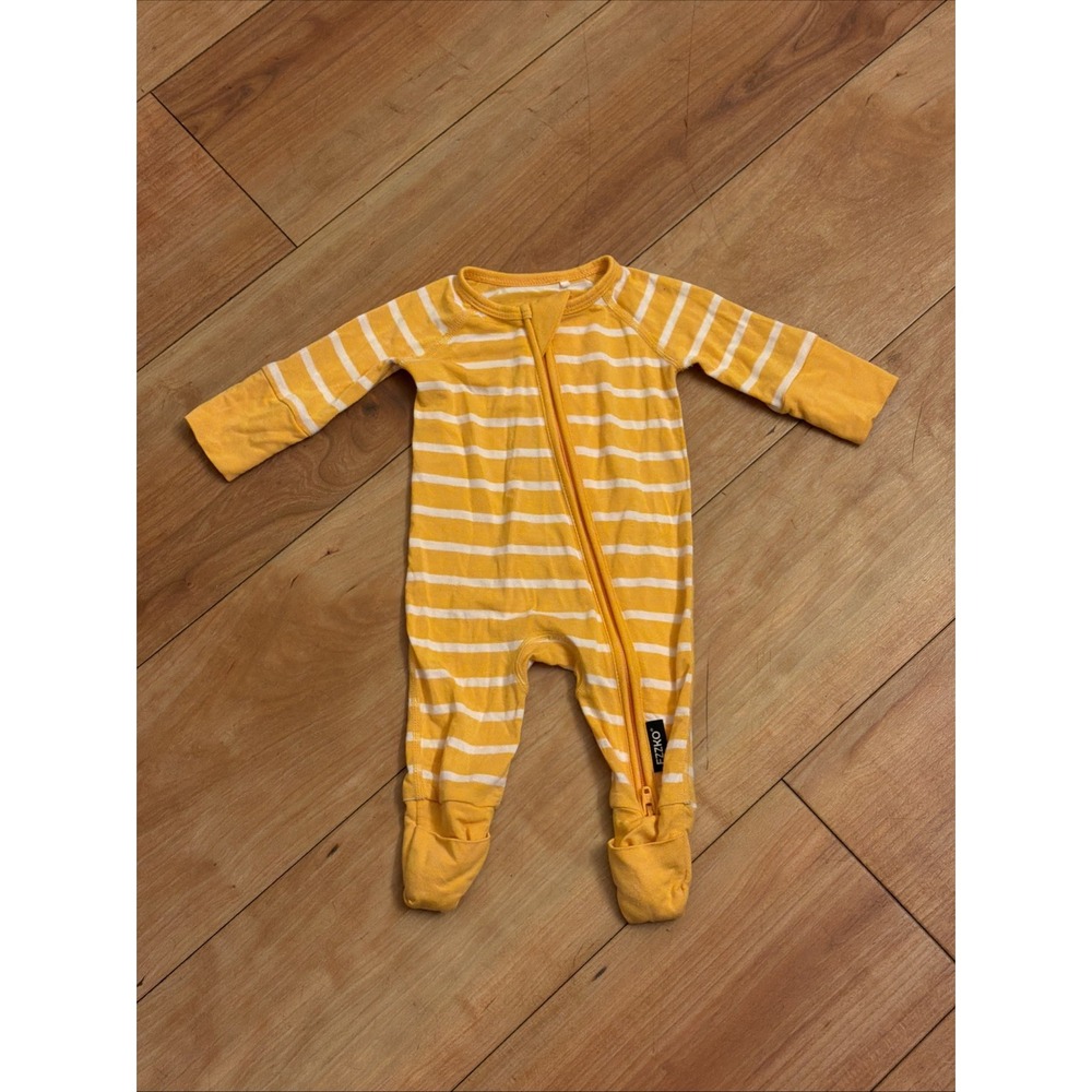 Fzzko Baby Boys Preemie Baby Boys Yellow Soft Bamboo Footed Sleeper Pajamas EUC